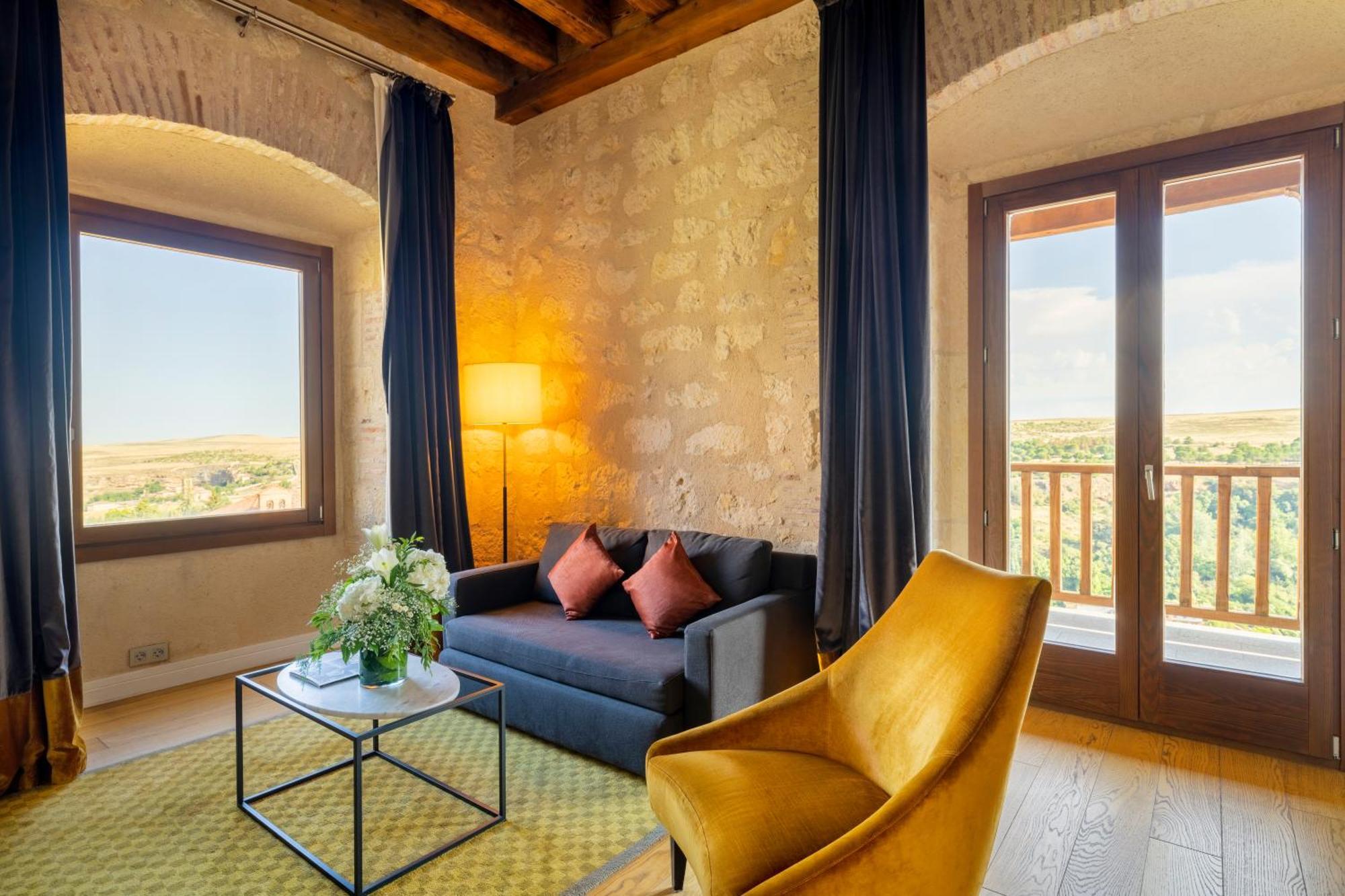 Aurea Convento Capuchinos By Eurostars Hotel Company Segovia Kültér fotó A room at the hotel